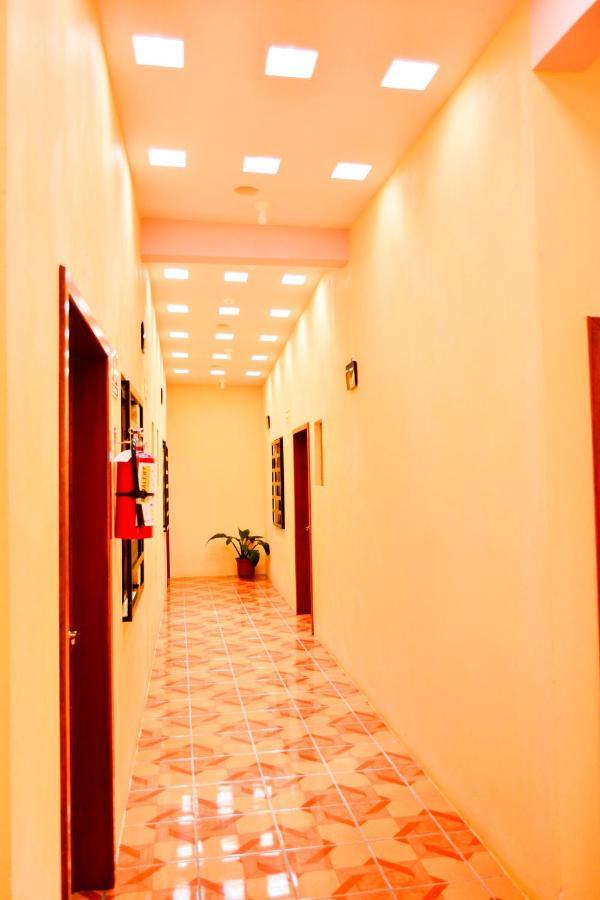 Hotel Edelmira โกมิตัน เด โดมิงเกซ ภายนอก รูปภาพ