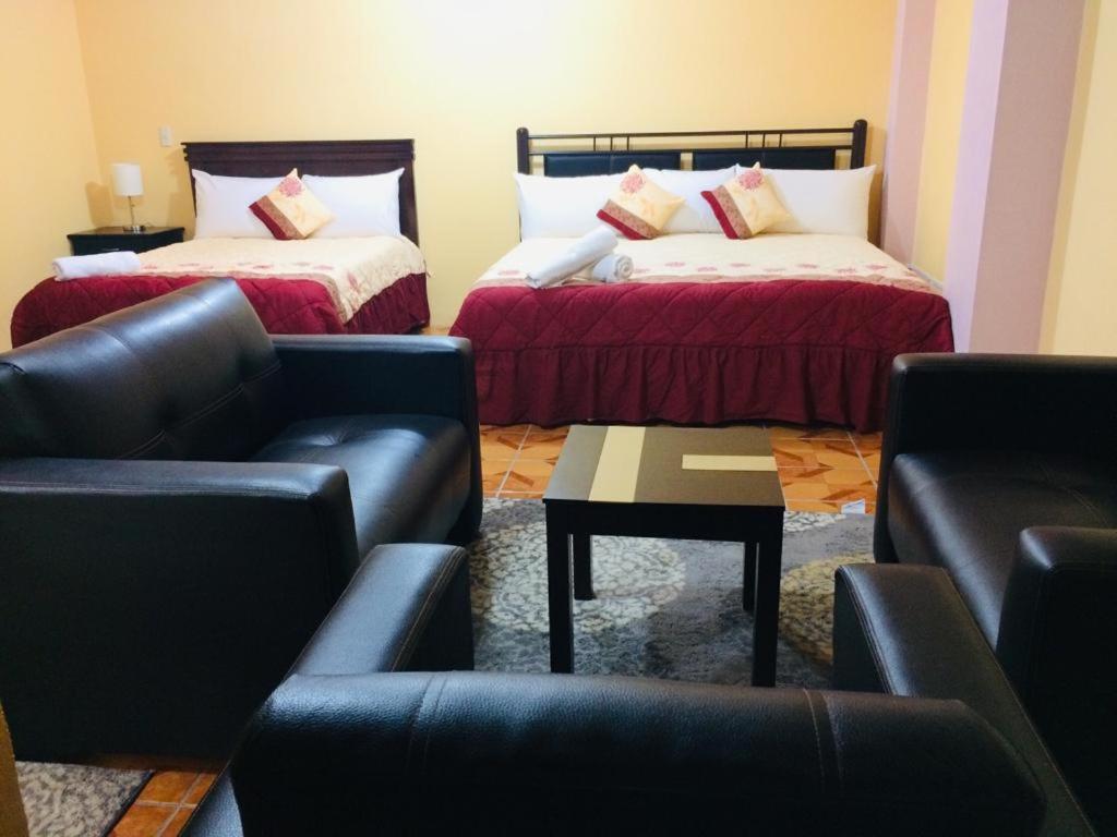 Hotel Edelmira โกมิตัน เด โดมิงเกซ ภายนอก รูปภาพ