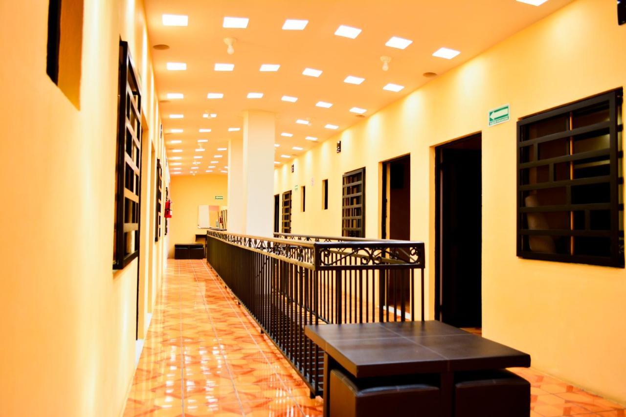 Hotel Edelmira โกมิตัน เด โดมิงเกซ ภายนอก รูปภาพ